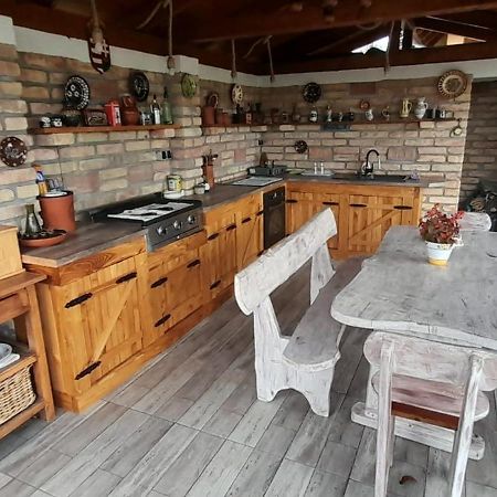 Gyoengyvirag Apartman Кестхей Экстерьер фото
